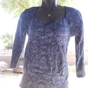 PerUna Blue lace top stretchy & romantic somewhat OneSize FREE with any listing!